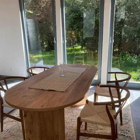 Vakantiehuis Traum Familien Stradella Mit 1500qm Garten In Zentraler Lage Von *